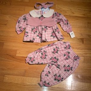 Baby NWT adorable matched set. Day Baby Sportswear.